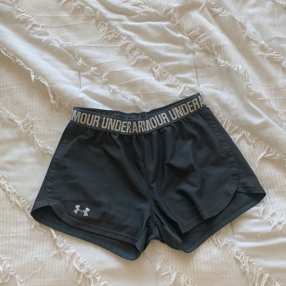 UnderArmour shorts!!